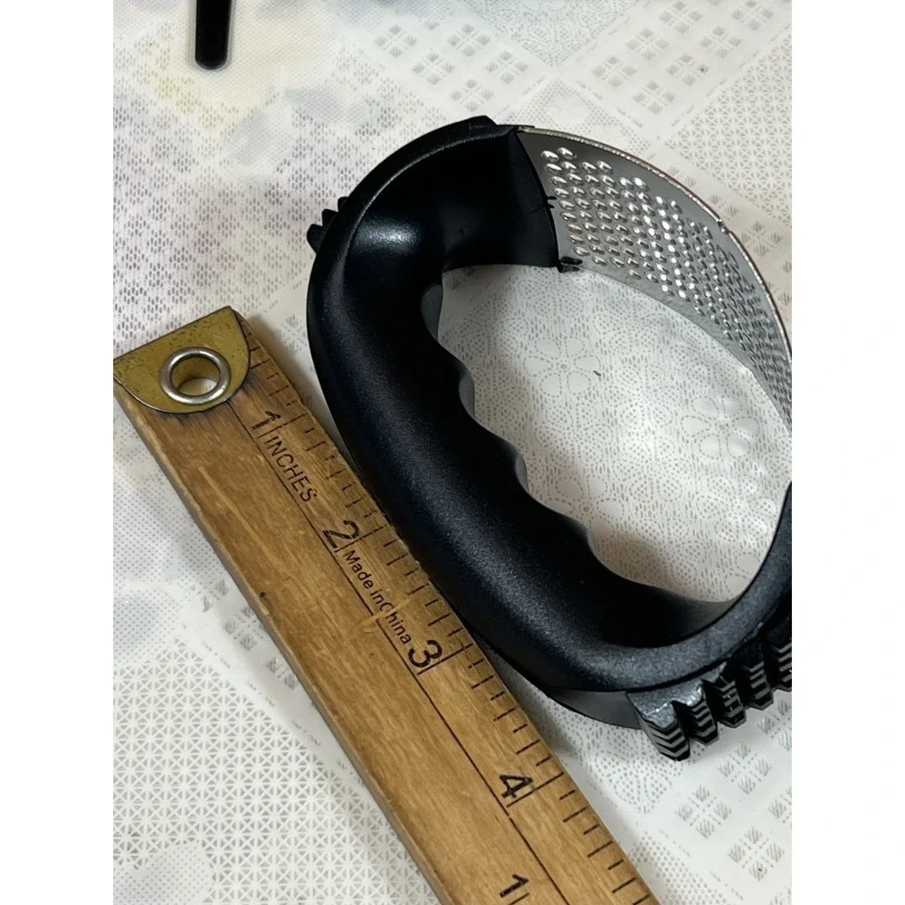 Garlic Press Rocker Mincer Chopper w/ Silicone Tubular Garlic Peeler & Brush New